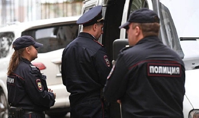 Rusiyada miqrantlar ayağa qalxdı: Polis kütləvi həbslərə başladı - VİDEO