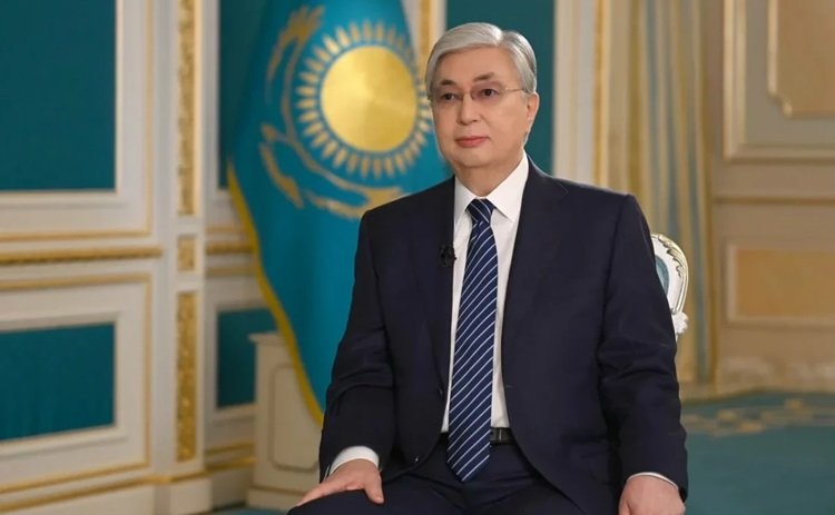 Tokayev Azərbaycan və Ermənistan arasında sülh sazişinin paraflanmasını tarixi nailiyyət hesab edir