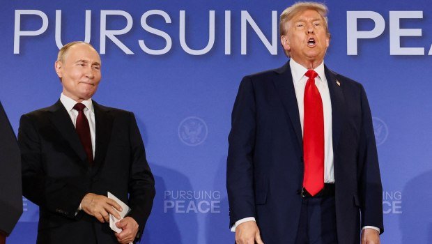 Putinin ən çətin anları! Onun üz ifadələri çox şey deyir - FOTO