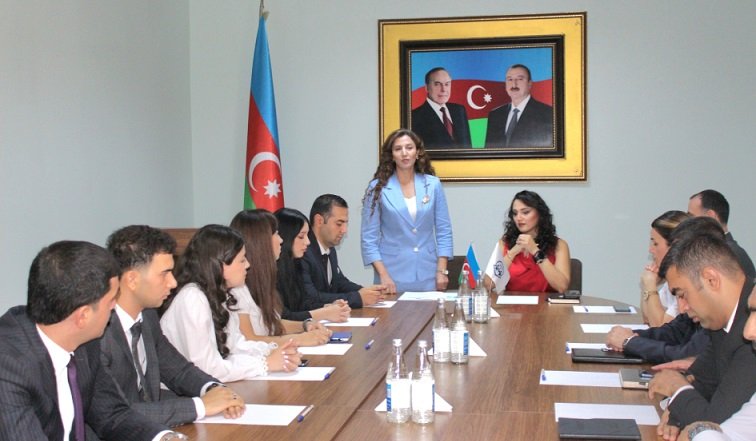 Naxçıvanda “Rəqəmsal İnsan Hüquqları” mövzusunda məlumat sessiyası keçirilib