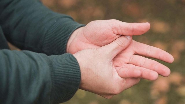 Ovucların tərləməsi hansı xəstəliklərdən xəbər verir?