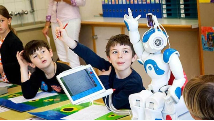 “Robot repetitor”: Müəllimlərin "çörəyi" kəsilir?