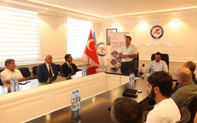 “Qərbi Azərbaycan: tarixi-mənəvi irsin daşıyıcıları” layihəsi ilə bağlı tədbir keçirilib