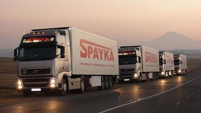 Rusiyada erməni şirkətinin 100 yük maşınına həbs qoyuldu