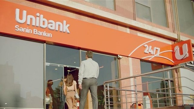 Jurnalist "Unibank"dan ŞİKAYƏT EDİR: "Kartım bloklanıb, 10 min manat..."