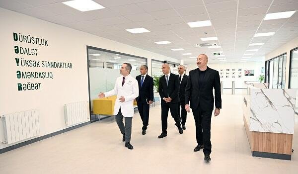 Prezident Qarabağ Universitetində korpusun açılışında