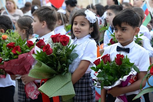 Azərbaycanda Bilik Günüdür