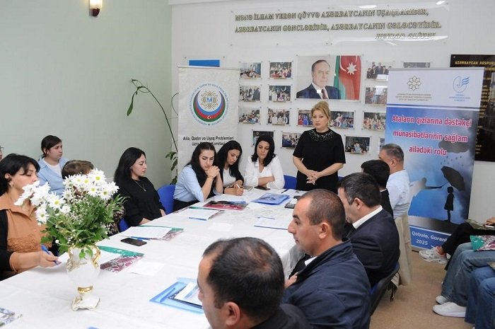 QHT ata və qızların emosional münasibətlərinə dair seminar təşkil etdi - FOTOLAR
