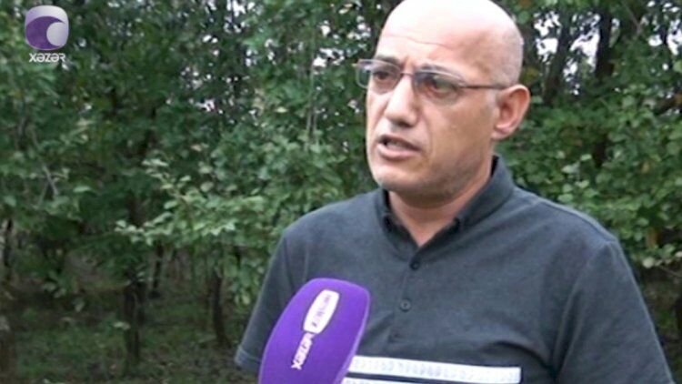 Şagird və xadiməni döyən direktor müavini DANIŞDI: “Mənə badalaq atdı” - VİDEO