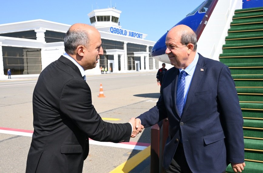Ersin Tatar Azərbaycana gəldi - FOTO