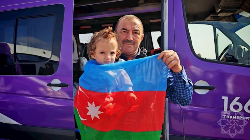Ağdərənin Vəngli kəndinə daha 28 ailə yola salındı