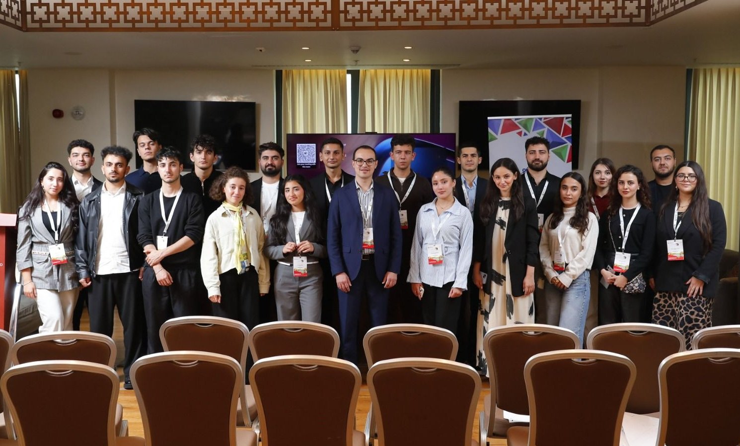 III Azərbaycan Milli Şəhərsalma Forumu çərçivəsində “Gələcək Şəhərlərimiz üçün Gənclərin Birliyi” lektoriyası baş tutub