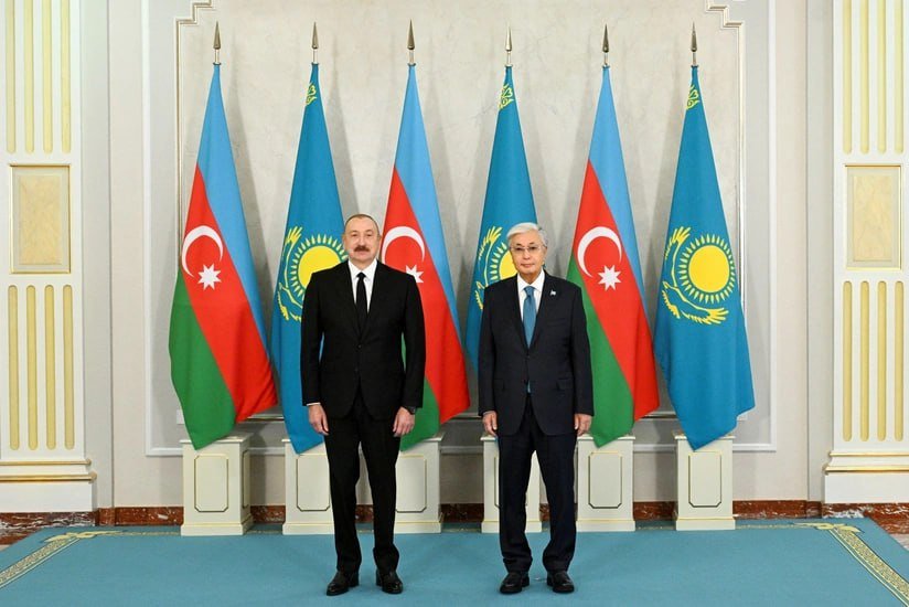 İlham Əliyev Qazaxıstan Prezidentini Azərbaycana səfərə dəvət etdi