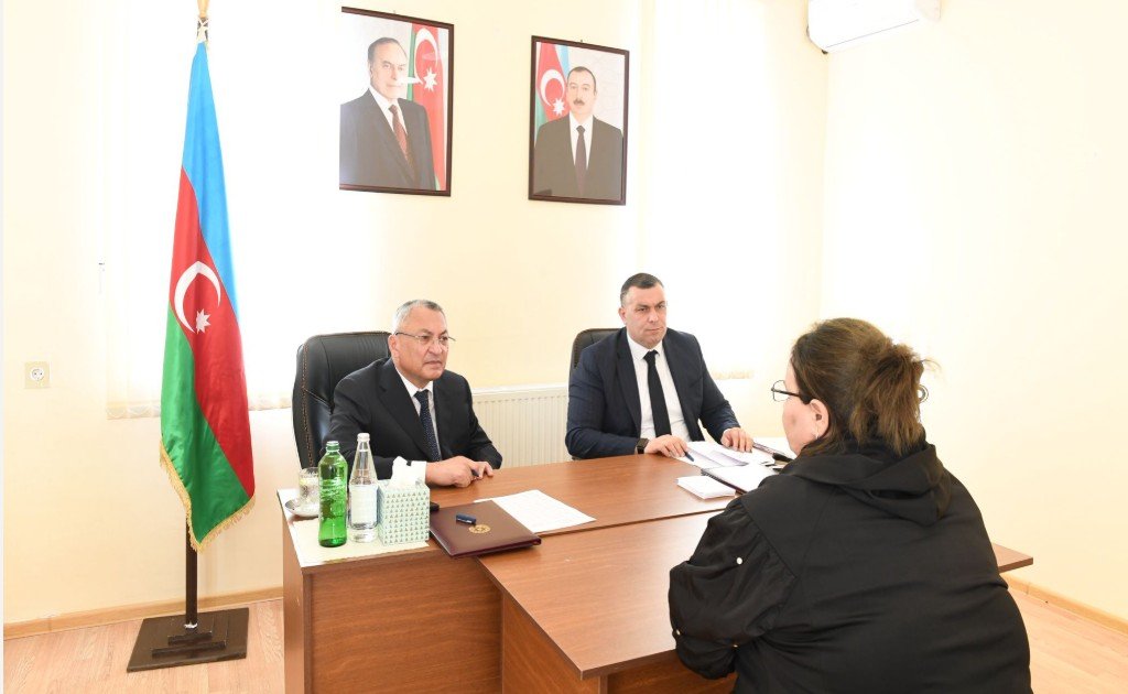 Kürdəmirdə keçmiş məcburi köçkünlərin müraciətləri dinlənilib