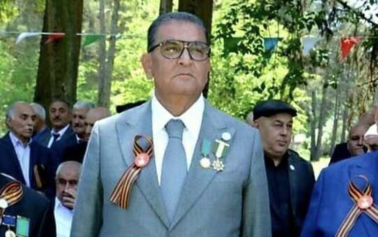 Üçüncü oğlu da işdən çıxarıldı