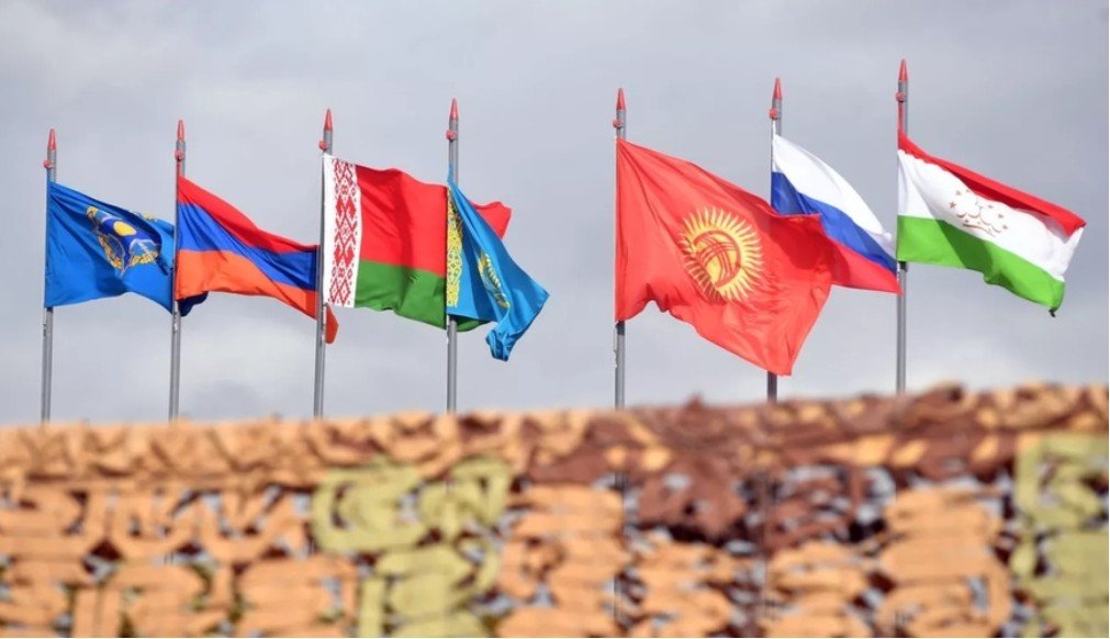 İrəvan “Putin NATO”suna qayıdır