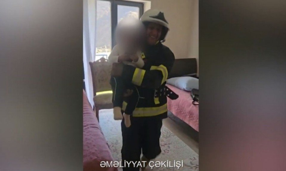 Kəlbəcərdə bağlı qapı arxasında qalan azyaşlı belə xilas edildi - VİDEO