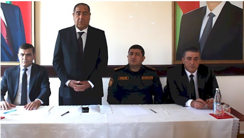 Saxlanılan icra başçısının adı hansı qalmqallarda hallanıb?