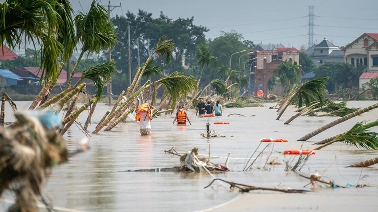 Ölkə fəlakət yaşayır! Çox insan həyatını itirdi, itkin düşənlər var