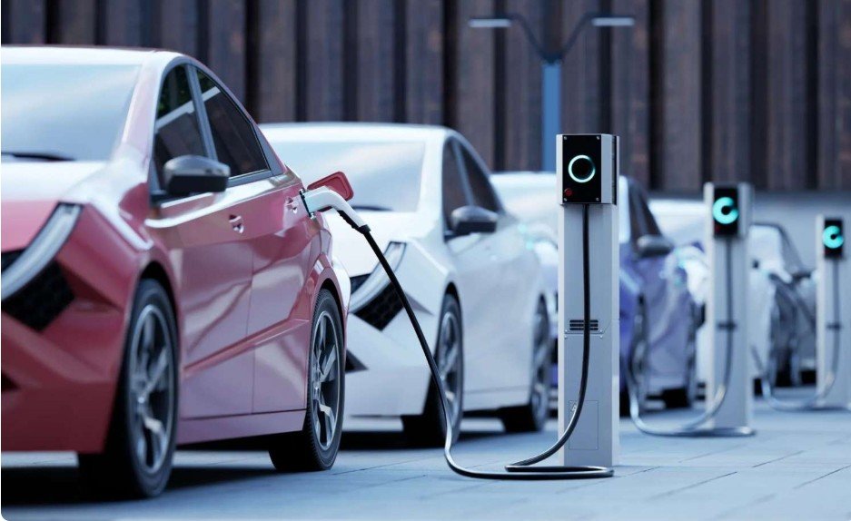 Elektomobillər ƏDV-yə cəlb ediləcək – Gömrük Komitəsi sədrindən açıqlama