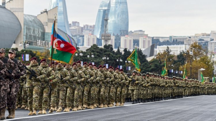Türkiyə və Pakistan əsgərləri Bakıda - VİDEO