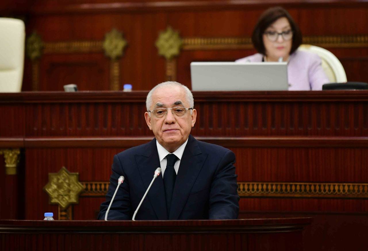 Baş nazir və hökumət üzvləri MİLLİ MƏCLİSDƏ – Büdcə müzakirələri BAŞLADI