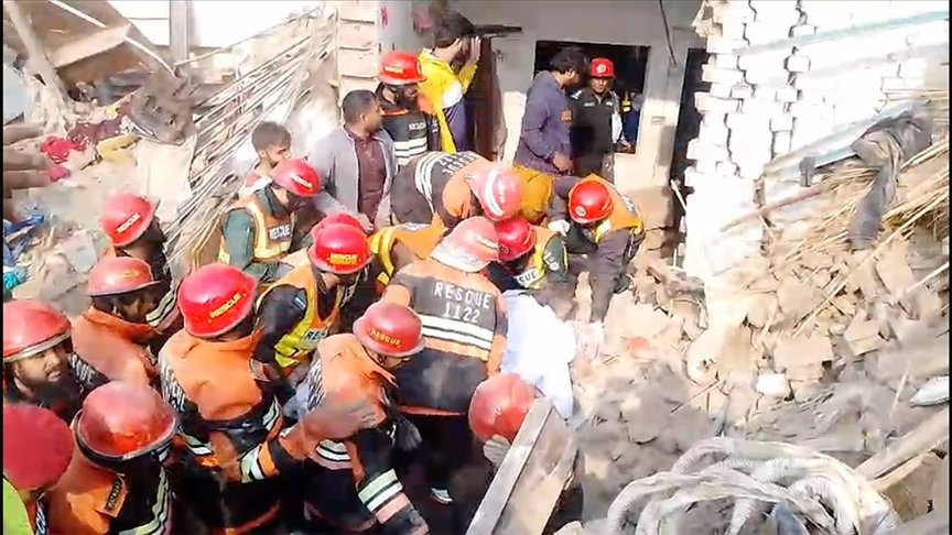 Pakistanda dəhşətli partlayış: 15 nəfər öldü