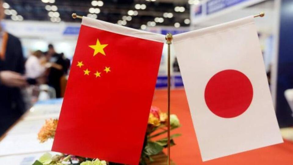 Çindən Yaponiyaya: Qırmızı xətti keçdi