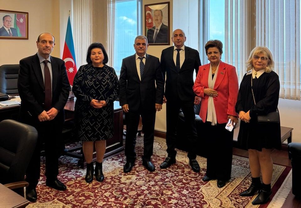 Komitə sədri EAPCA rəhbərliyi ilə görüşüb