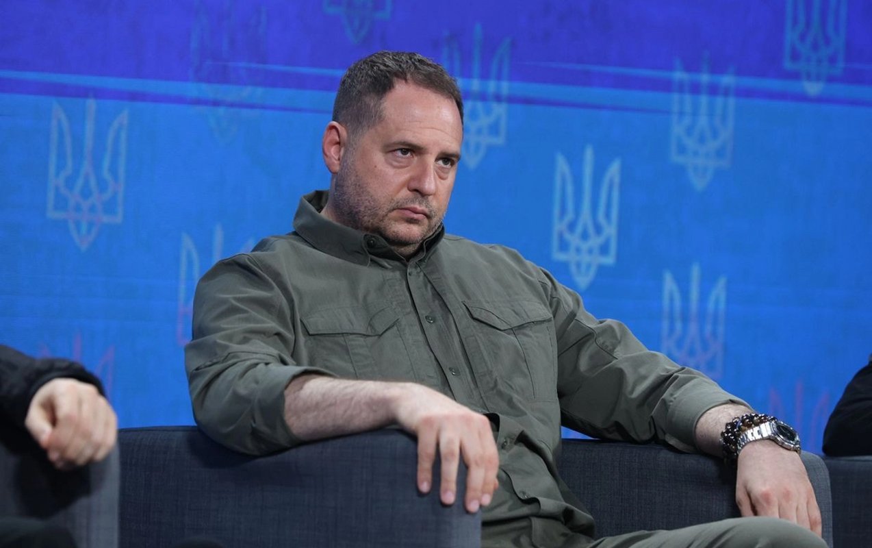 Yermak müharibə planlaşdırılmasında şübhəli bilinir - Cinayət işi açıldı