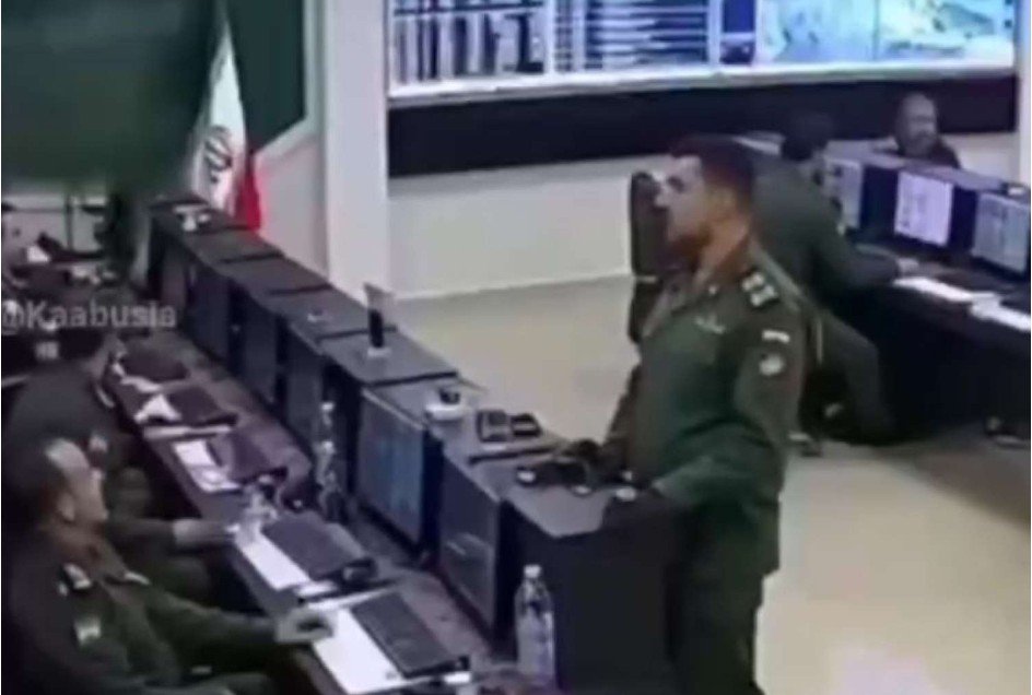 SEPAH qərargahının vurulma anı – VİDEO