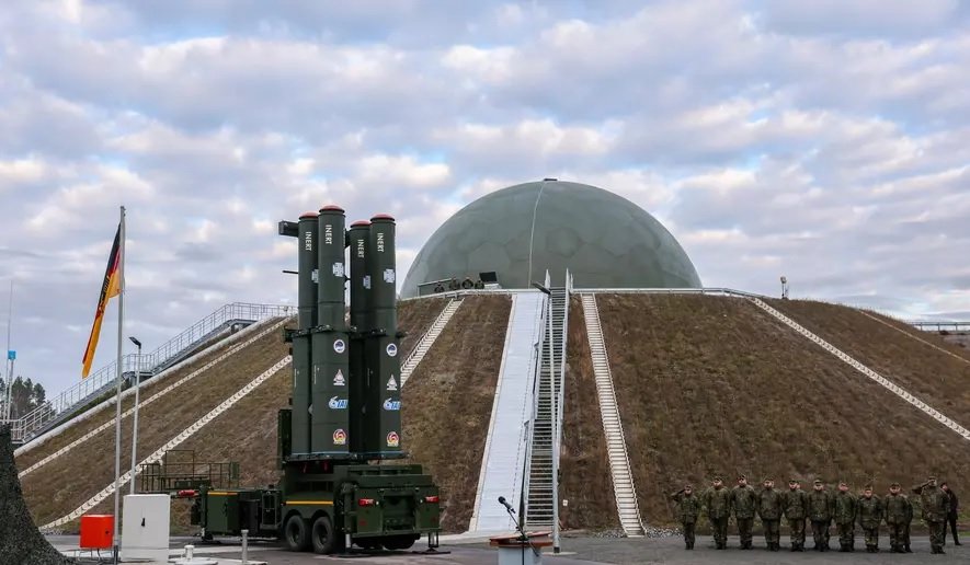 Almaniya İsrail istehsalı olan  "Arrow 3"-ü işə salır