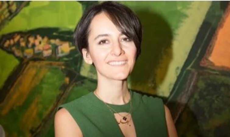 Məhsəti Gəncəvini əxlaqsız çıxaran eks-nazir qızı kimdir? - DOSYE