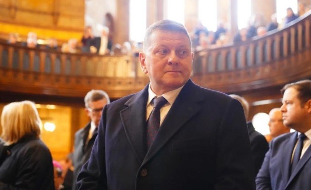 Növbədəki prezident - Zalujnı...