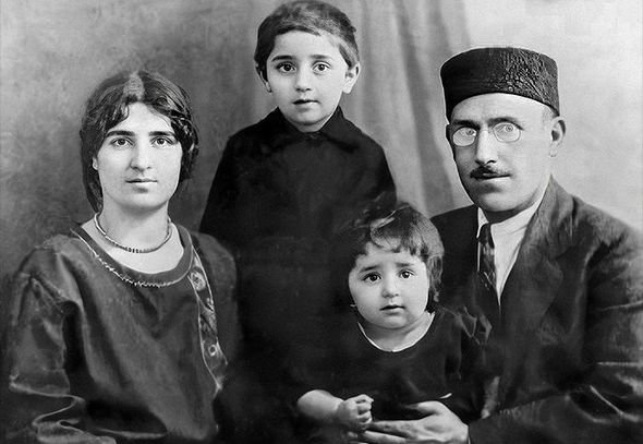 Hüseyn Cavidin dünyagörüşündə milli fəlsəfi və türkçülük görüşləri