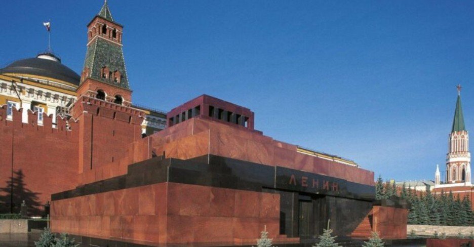 Leninin cəsədi mavzoleydən KÖÇÜRÜLÜR - SƏBƏB