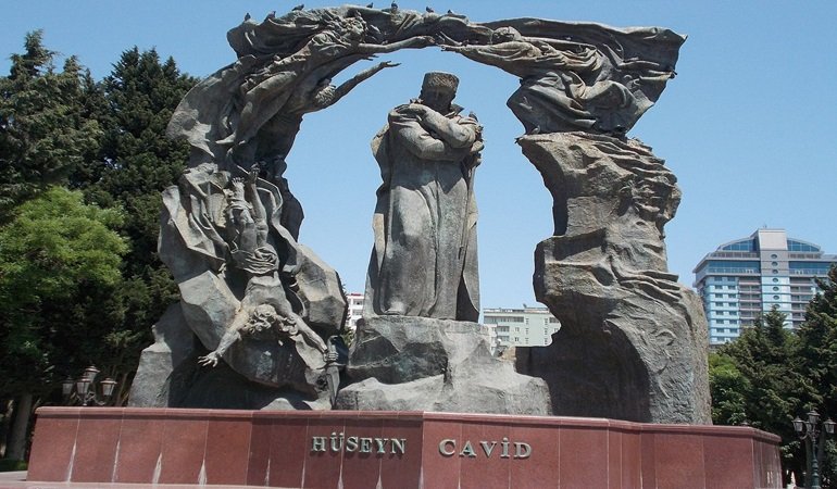 Hüseyn Cavidin dünyagörüşündə milli fəlsəfi və türkçülük görüşləri