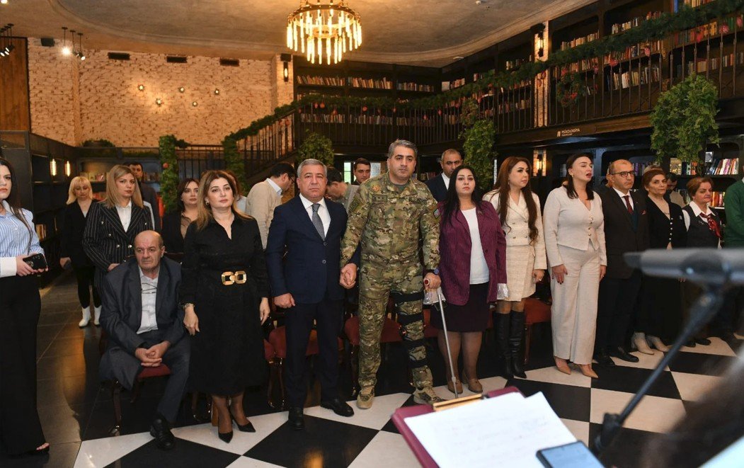 Bakı Kitab Mərkəzində Gülər Coşqunsoyun Prezidentə həsr olunmuş kitablarının təqdimatı keçirilib