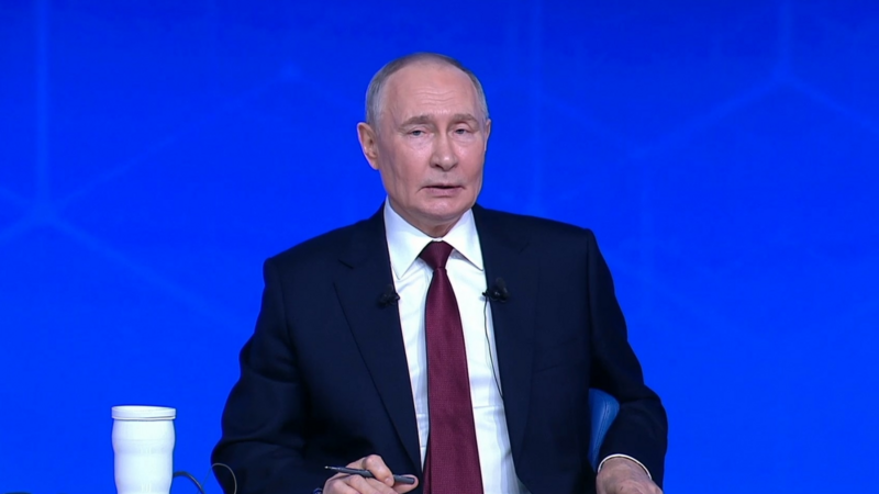 Jurnalistin sualı Putini özündən çıxardı: Bu nə cəfəniyyatdır?