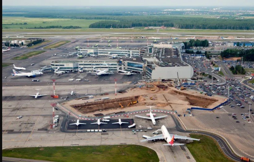 Bakıya uçan təyyarə 2 saat havaya qalxa bilmədi: PUA TƏHLÜKƏSİ