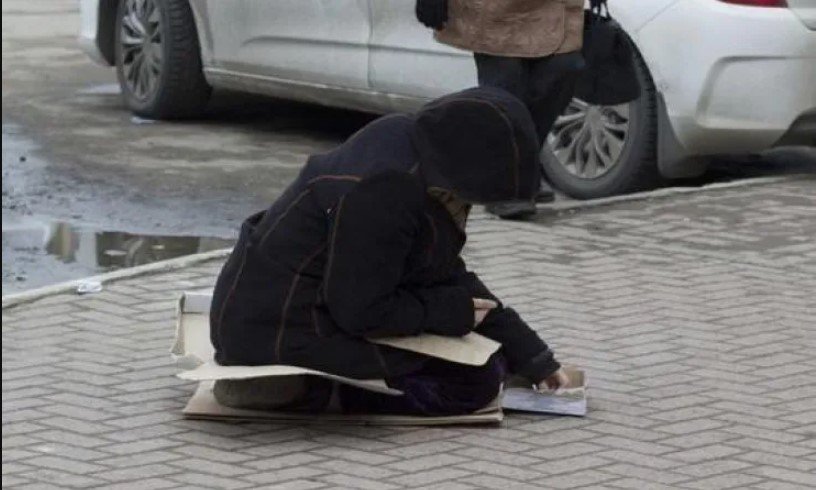 Azərbaycan dilənçilik edən 2500 pakistanlını ölkədən çıxartdı