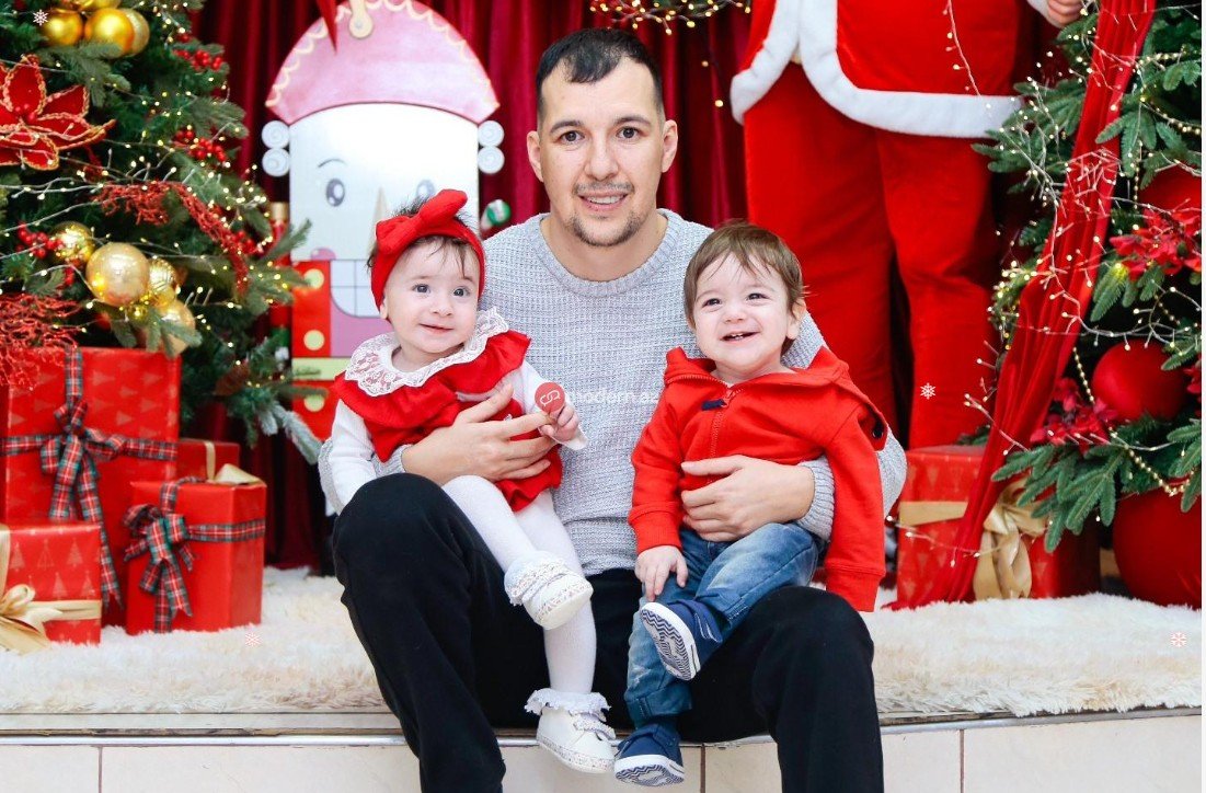 Elçibəyin əkiz nəvələrinin şəkli YAYILDI