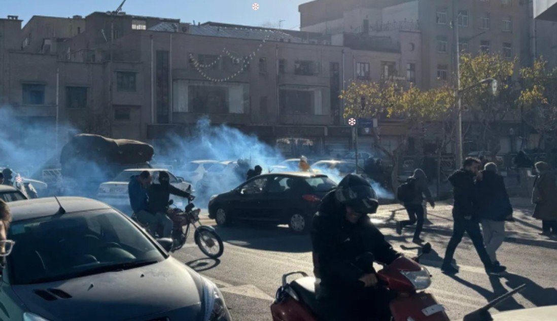 İranda etirazlar böyüyür: müəllimlər də qoşuldu