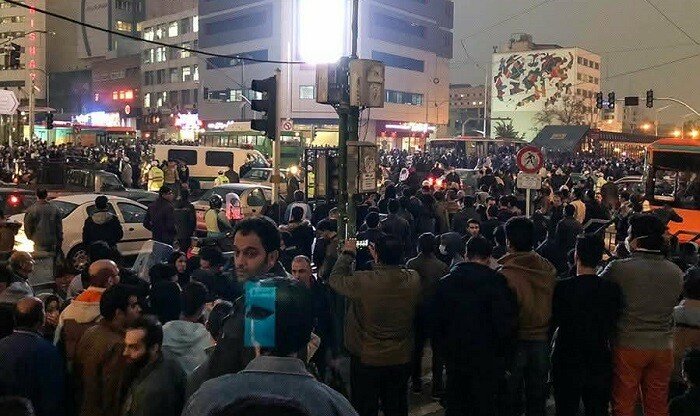 İrandakı etirazlarda maraqlı İsraildir, ABŞ-ı razı sala bilsə...