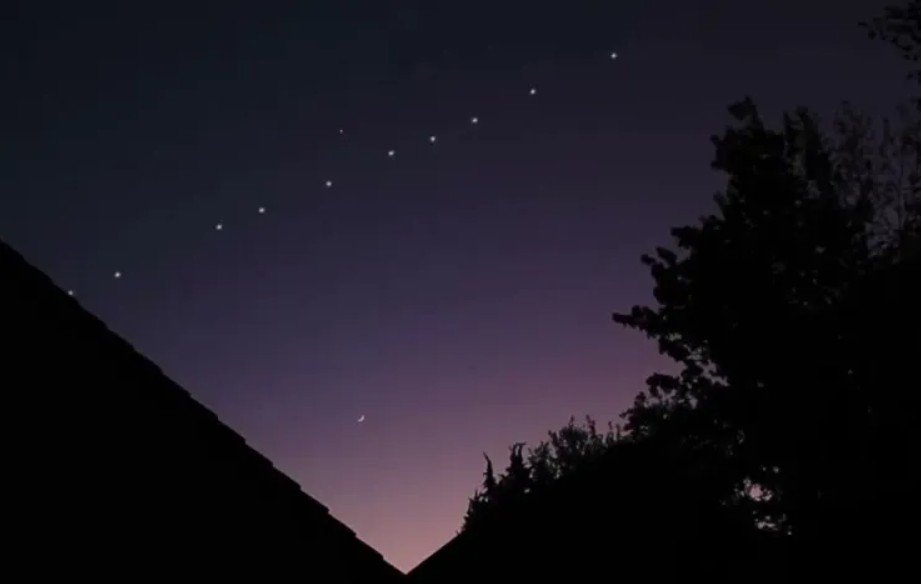 Azərbaycanda qeyri-adi hadisə: Səmada işıqlar… – VİDEO