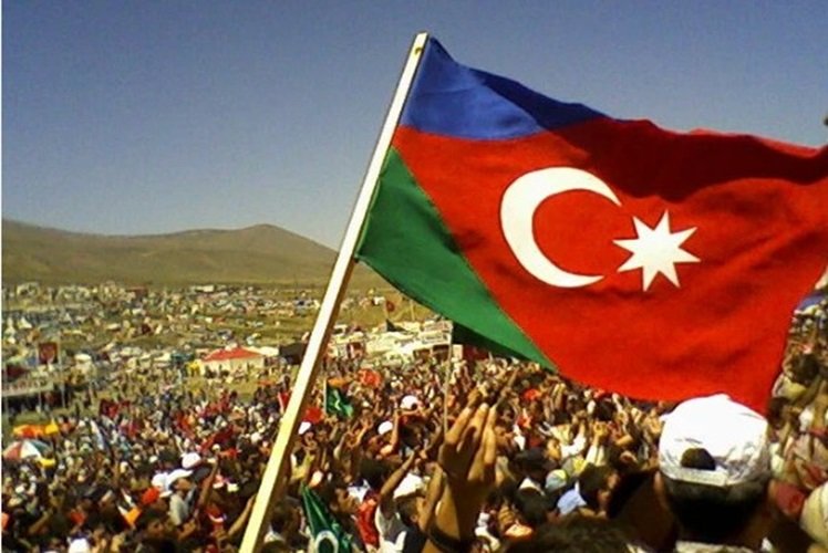 Güney Azərbaycan da ayağa qalxır: bu şüarla meydana çıxırlar