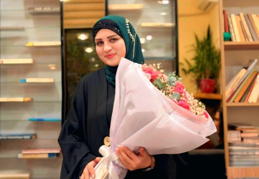 Başlıq: Mimoza çiçəyi və sözün kövrək gücü: Nərgiz Nasirlə müsahibə