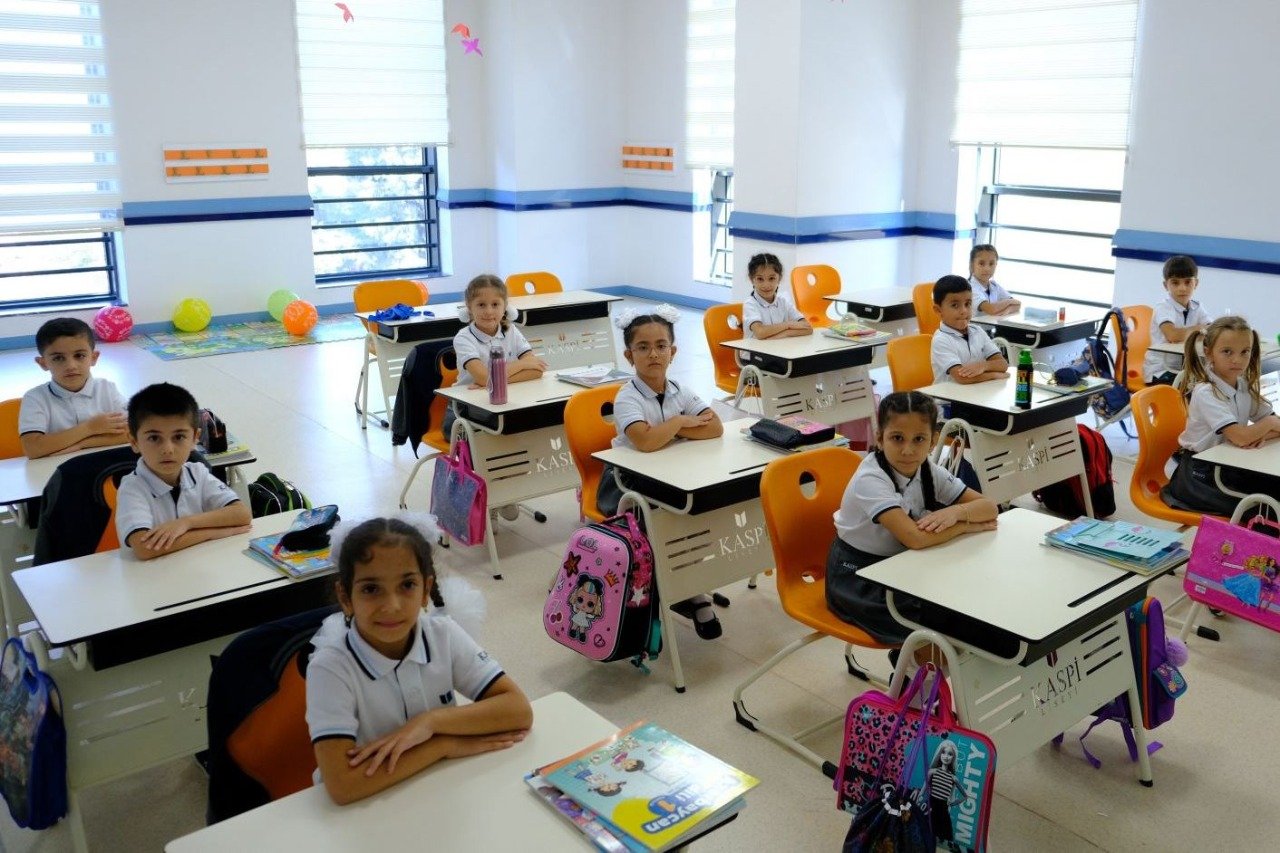 Azərbaycanda özəl məktəblərin əlyandıran qiymətləri - SİYAHI