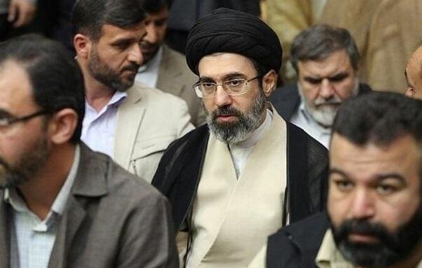 Xameneinin oğlu bu ölkəyə qaçmağa çalışır? - “İrandan oraya 1.5 milyard dollar köçürüblər”