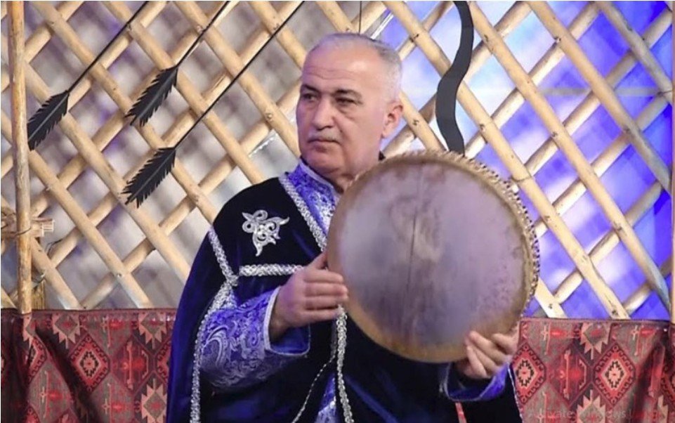 Pezeşkianla şəklimi göstərdim, buraxdılar - Xanəndə